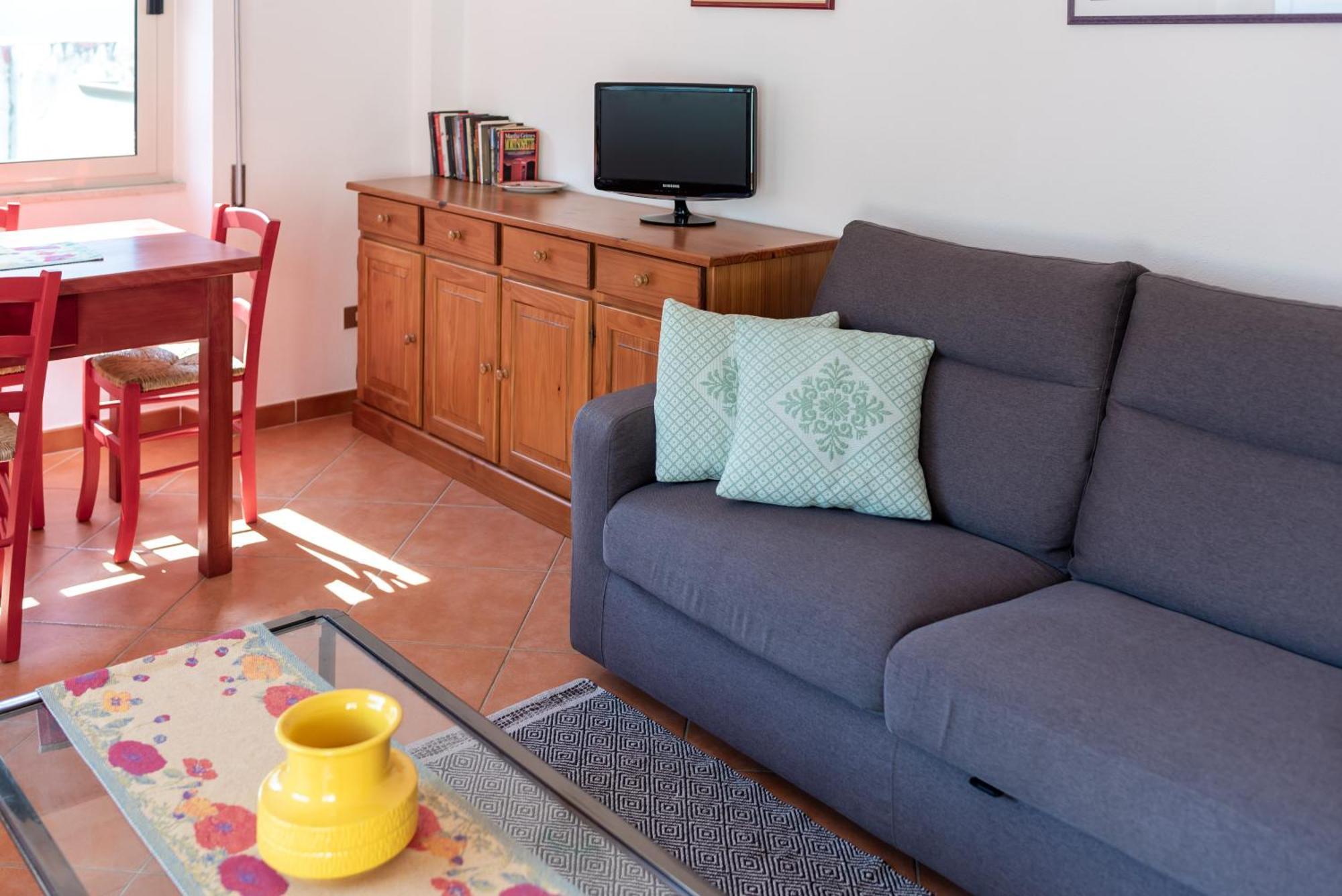 Mannois - Lofts & Apartments Orosei Bagian luar foto
