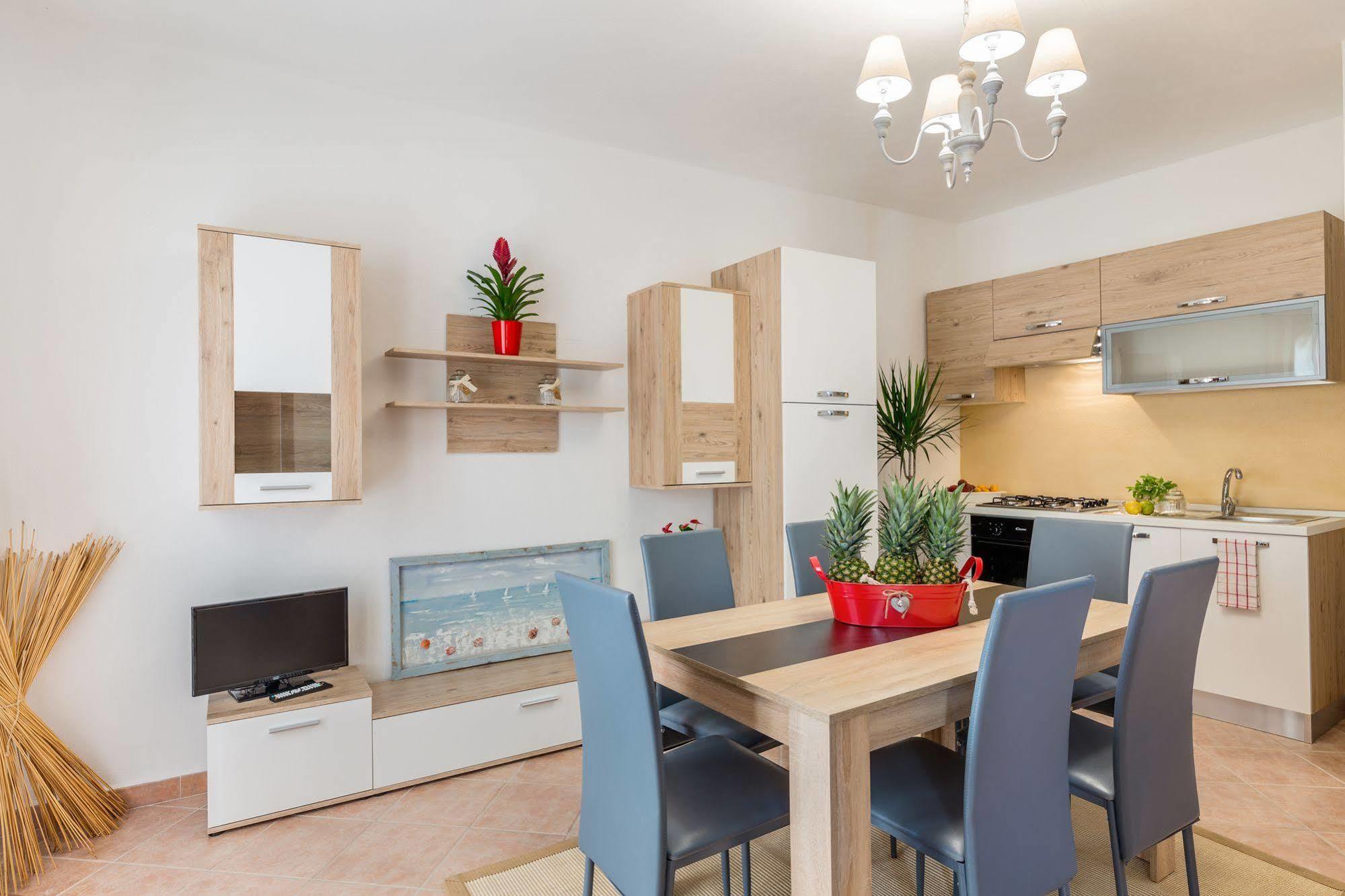 Mannois - Lofts & Apartments Orosei Bagian luar foto